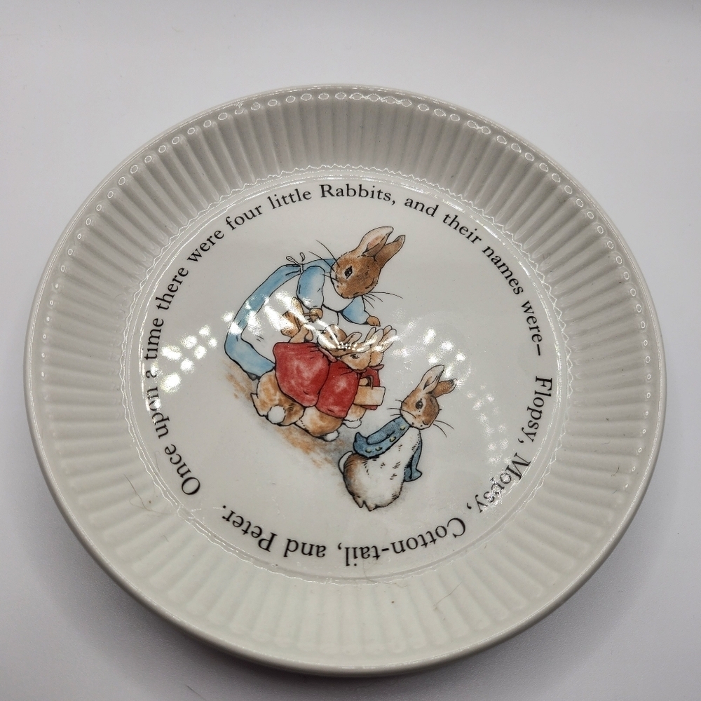 Peter Rabbit Wedgwood Beatrix Potter 6” Ribbed Plate 1993 Frederick Warne VTG - Picture 7 of 12
